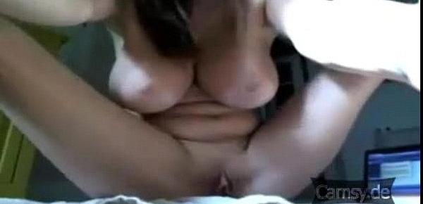  Bouncing titties and squirting pussy